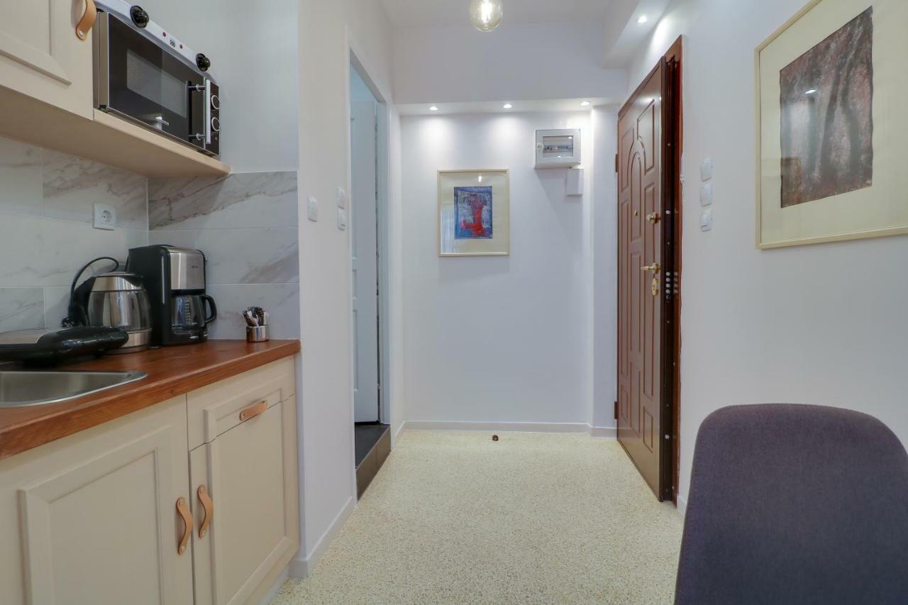 Stylish, Comfy Suite In The Heart Of Athens Exterior photo